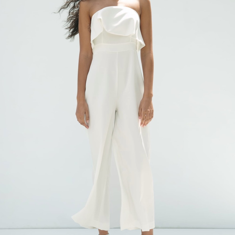 Zara White Jumpsuit Sz M